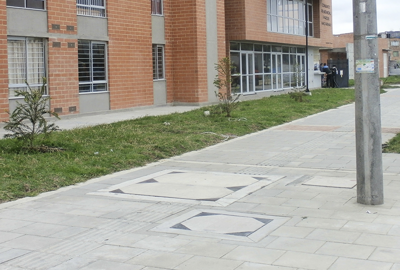 Apiros